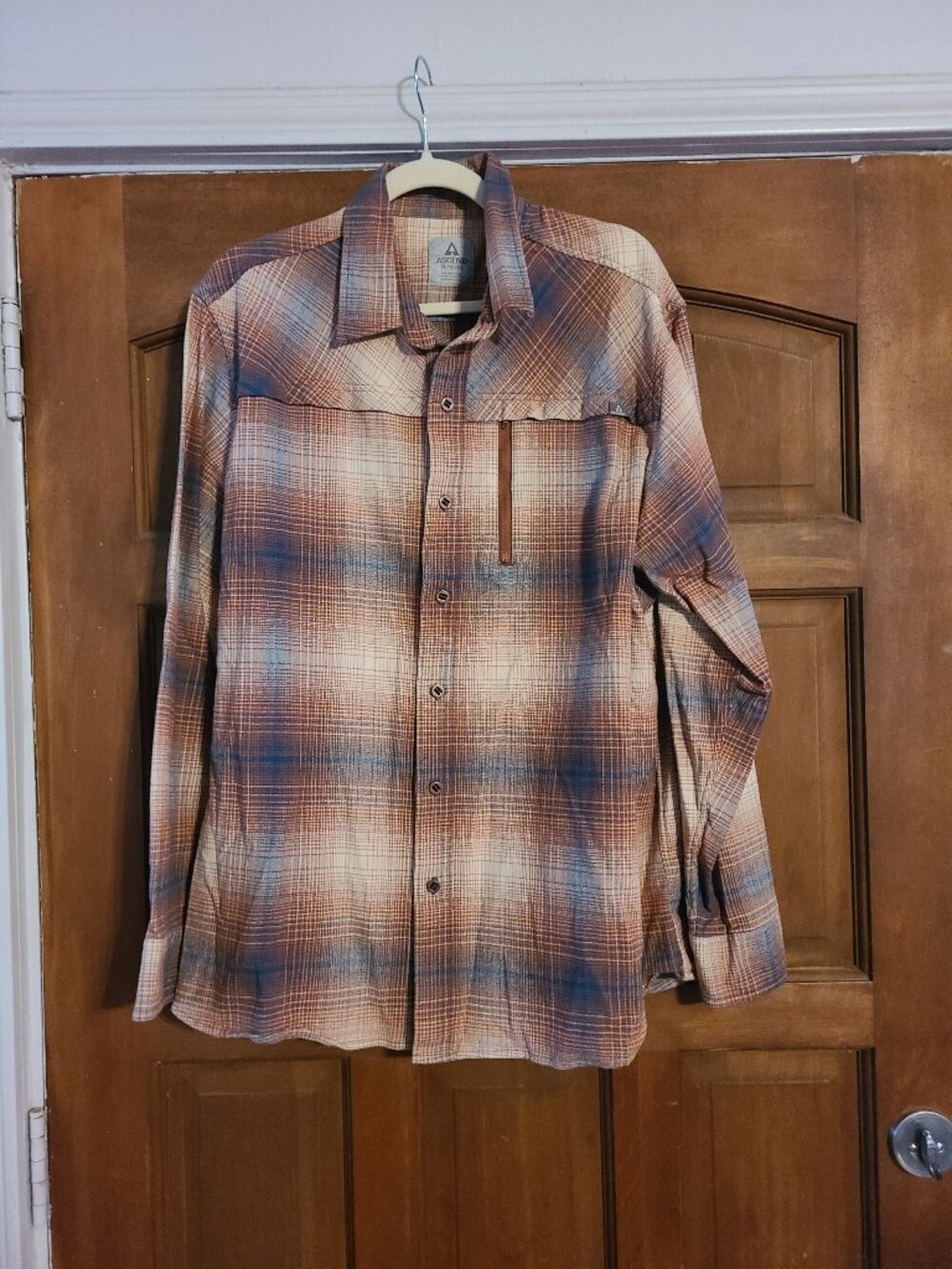 Ascend Men's Flannel Shirt Sz XL Tan Plaid Rugged Outdoor Zip Pocket on Front
